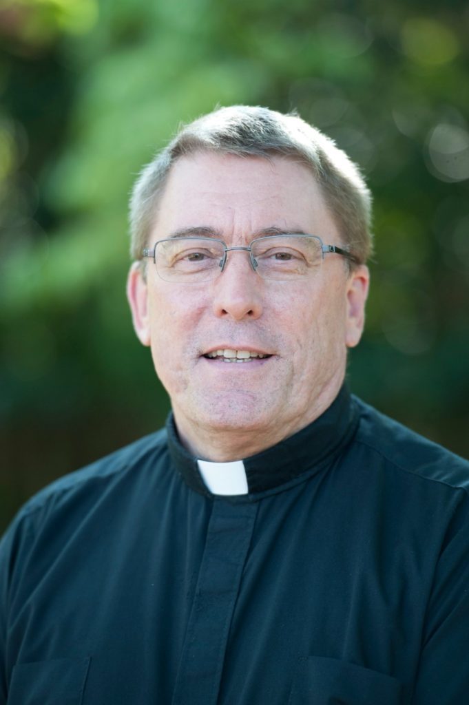 Rev. Mark Starr
