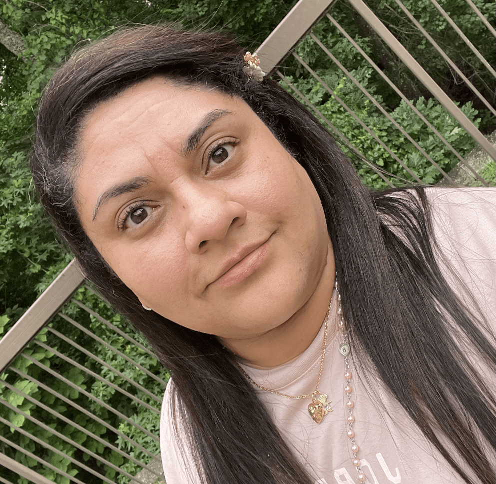 Laudy Villalobos : Director of Religious Education