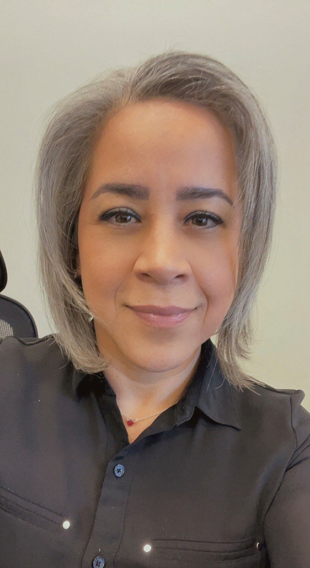 Maria Cruz : Business Manager Assistant